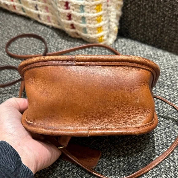 Coach Hadley Vintage 9935 Brown Leather Crossbody Bag - Picture 6 of 9